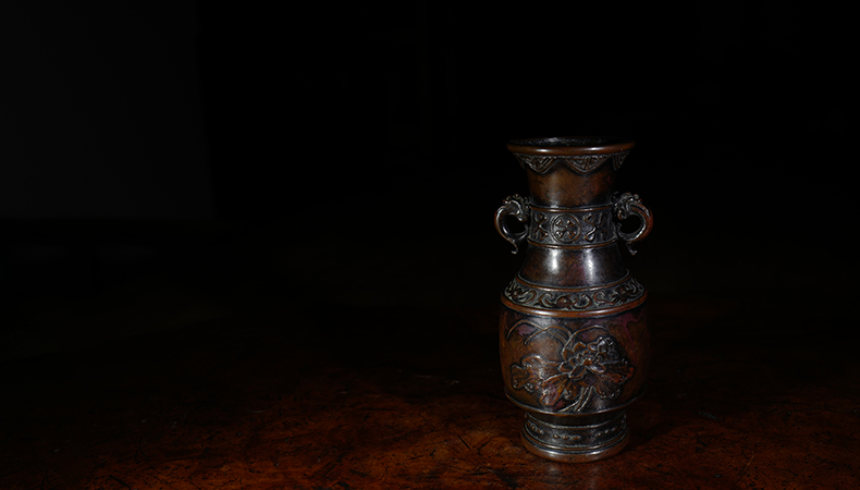 日本本间琢斋四代斑紫铜小花瓶- 有茶有器